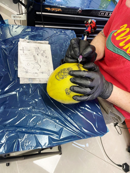 Practica in cadrul cursului de tatuator 